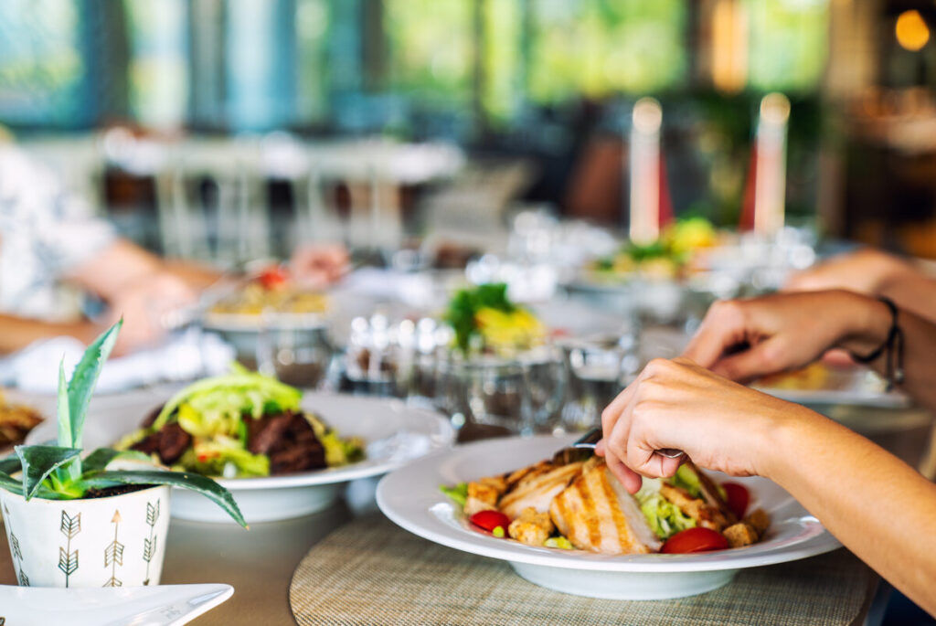 A Foodie’s Guide to Brookview: Cedar Hill’s Hidden Dining Gems and Local Flavors